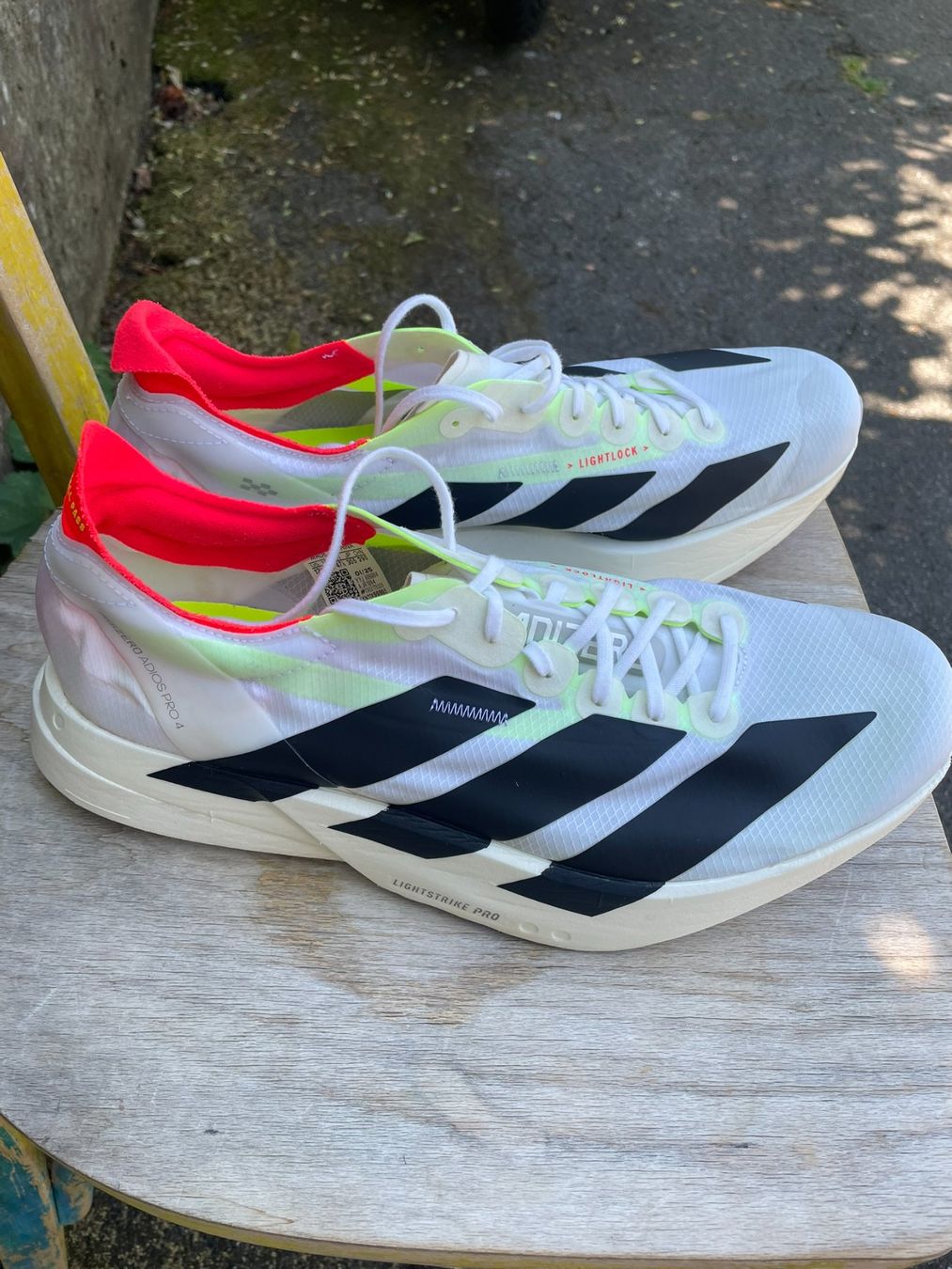 Adidas Scarpe da uomo: Adidas Adizero Adios Pro 4 – Nuovo (secondo la descrizione) da Basel venduto da mariolenzin
