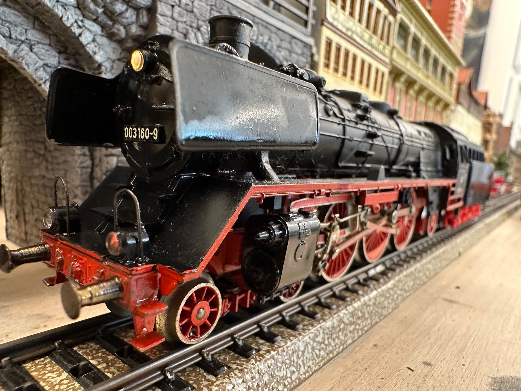 Märklin Modellini di ferrovie: Märklin 3085 DB BR 003 – Usato da Lupsingen venduto da New-Haven