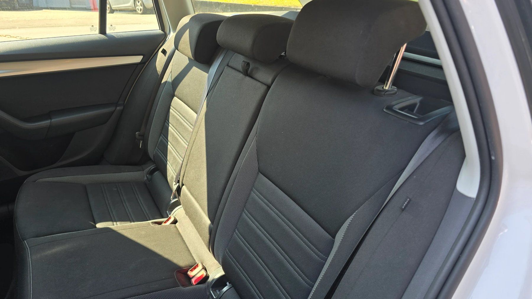 Skoda Autos: Skoda Octavia 1.6 TDI DSG frisch ab MFK – Gebraucht aus Emmenbrücke von meu_2j8p 6