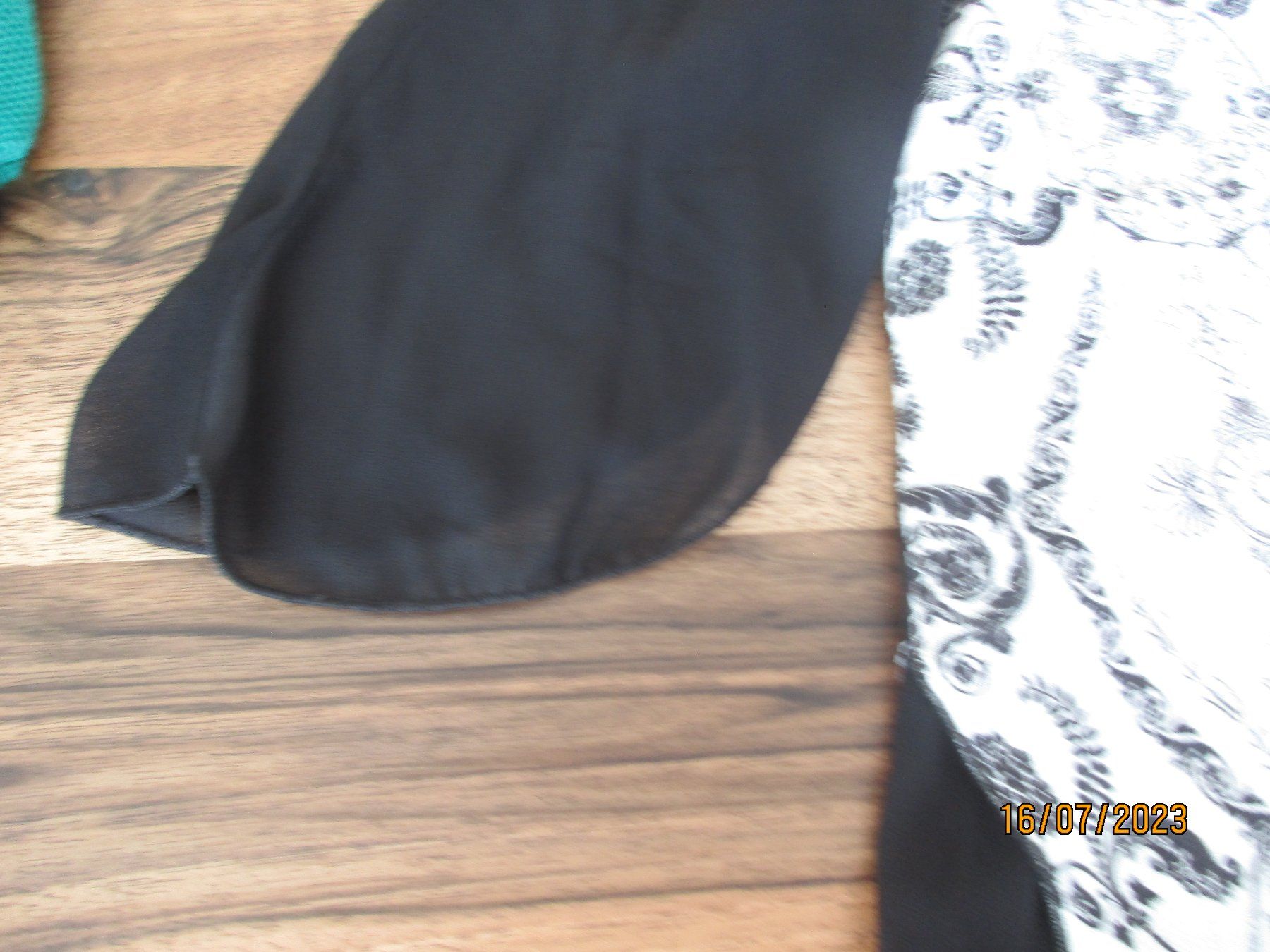 Bottega Veneta Blusen: Bottega Shirt 38 -40 wunderschön – Gebraucht aus Ottenbach von Claurin 2