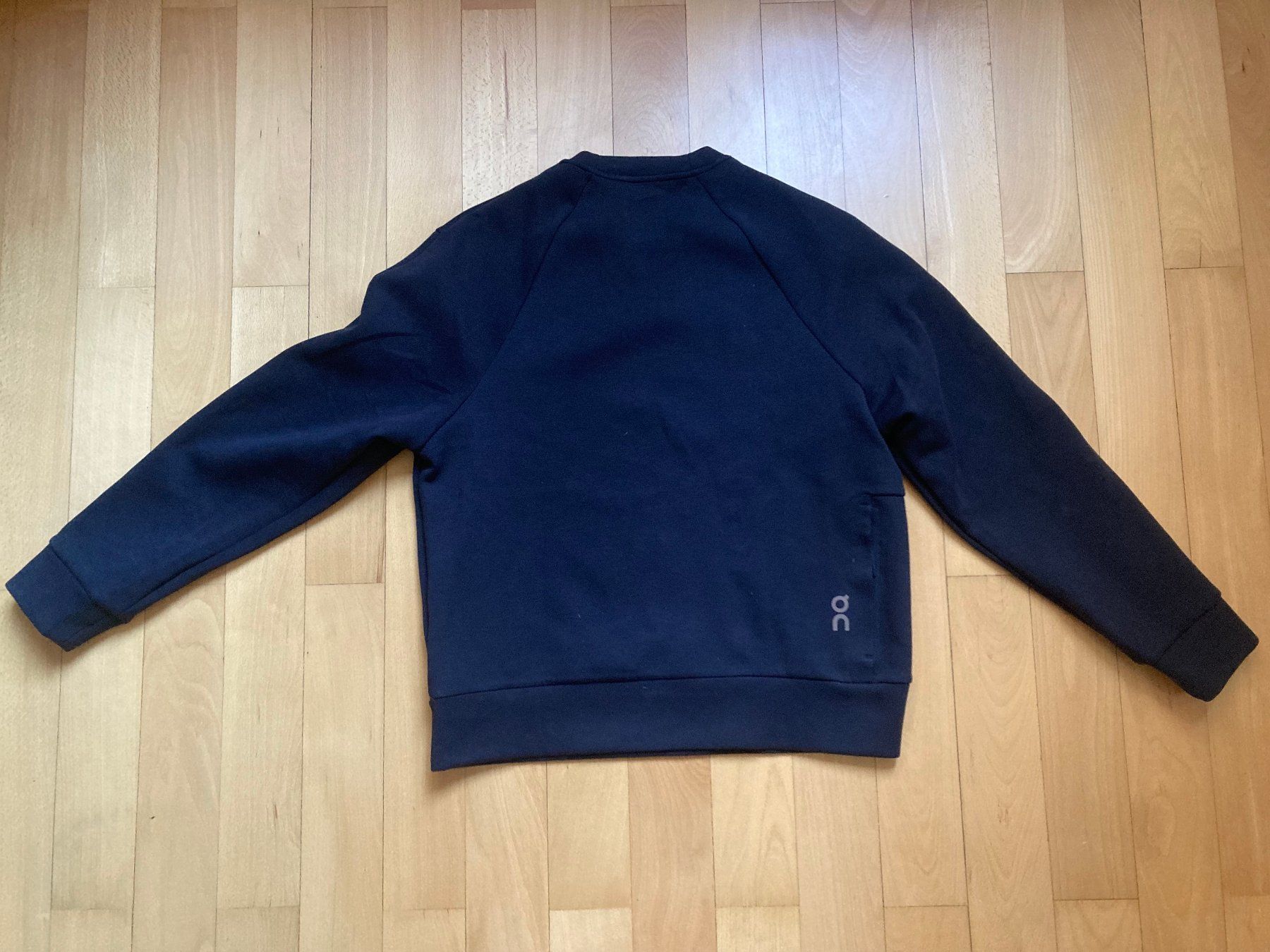 Pullover & Sweatshirts: On-Pullover – Neu und originalverpackt aus Bern von FlorianS 1