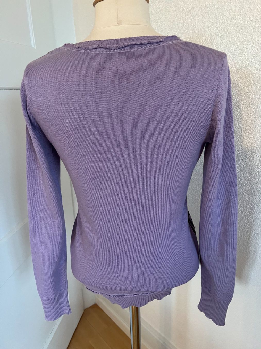 Maglioni & Felpe: MOGUL Damen Pullover in Gr. M, Lila, NEU – Nuovo e nell'imballaggio originale da Worb venduto da farben20zauber 1
