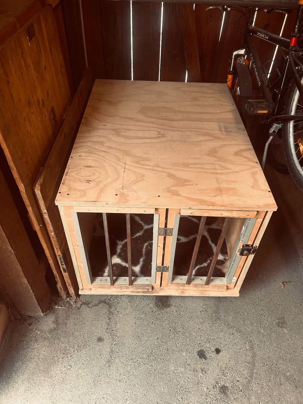 Gabbie, trasporto & Sicurezza: Hundebox aus Holz – Usato da Urmein venduto da phil_thesecond 1