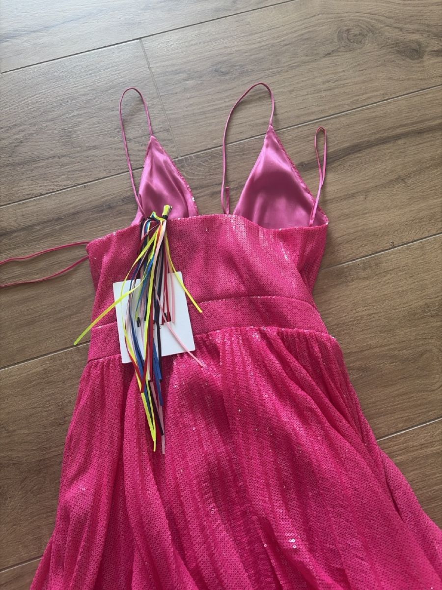MSGM Kleider: Neus Kleid MSGM Milano – Neu und originalverpackt aus Wangen b. Olten von Nanii 1