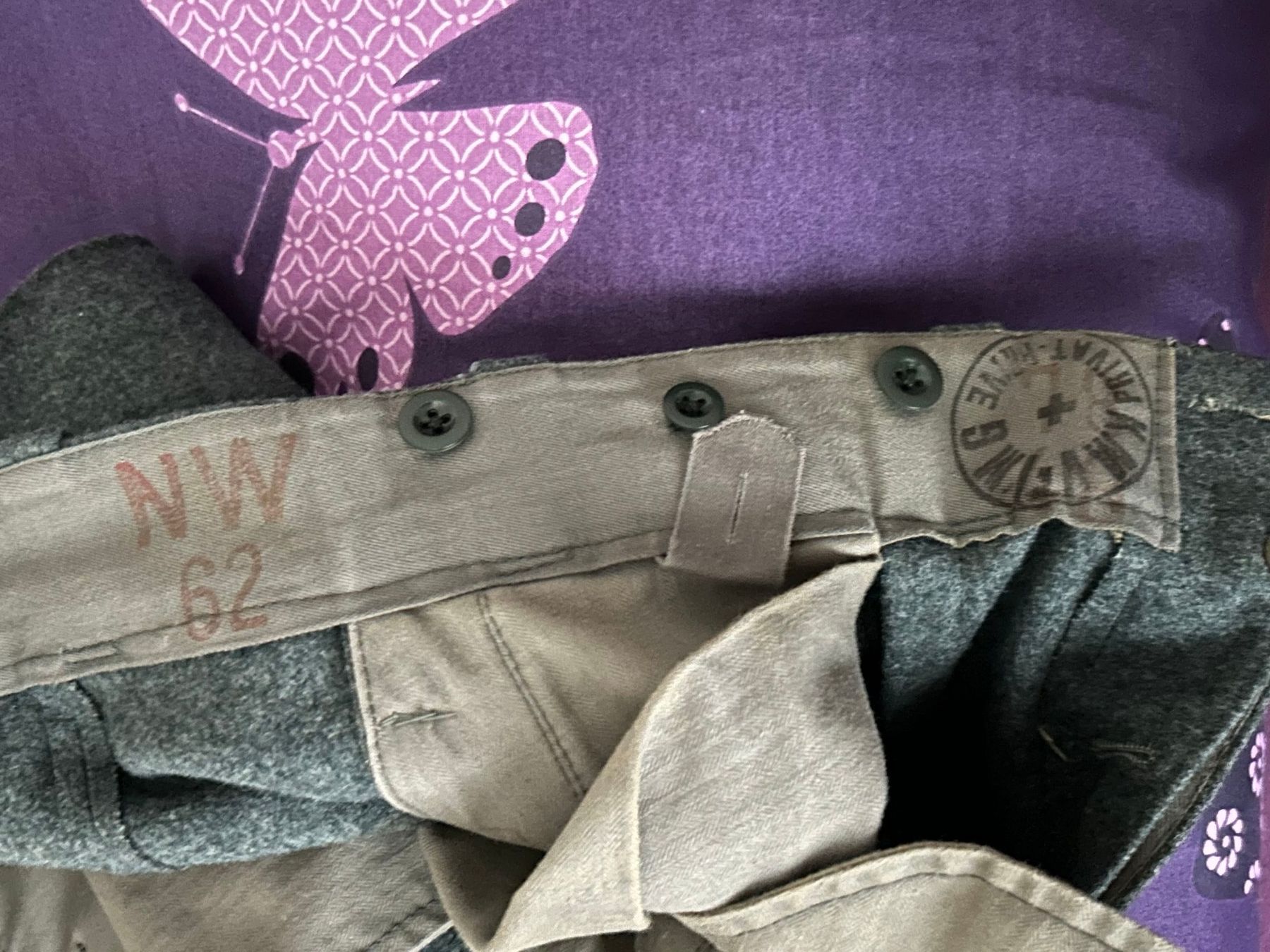 Schweizer Armee Uniformen: Schweizer Armee Militäruniform Set gebraucht – Gebraucht aus Veltheim von rog_vm8n 1