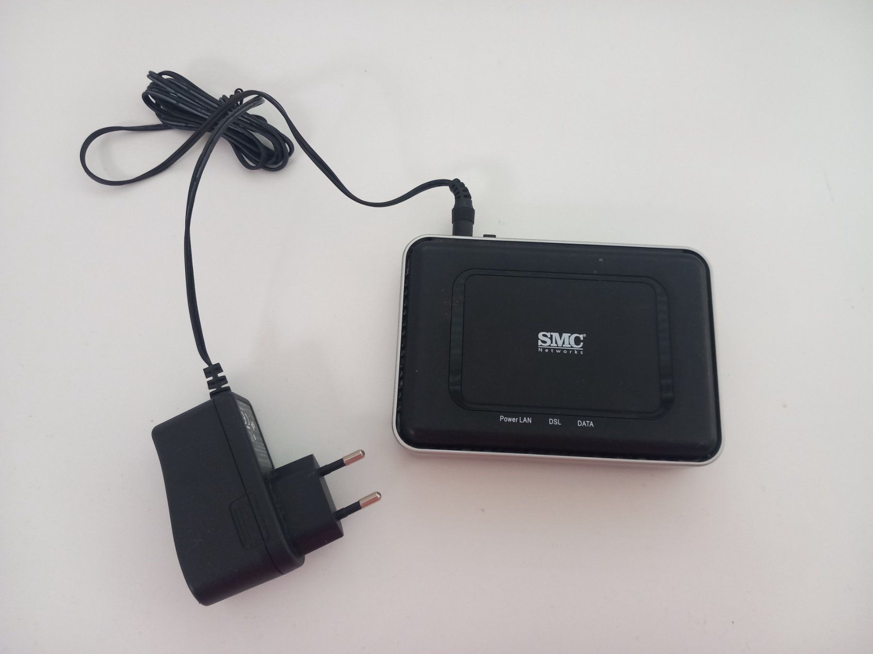 Modems & Router: SMC DSL Modem mit Netzteil gebraucht – Gebraucht aus Oensingen von Wabuoe