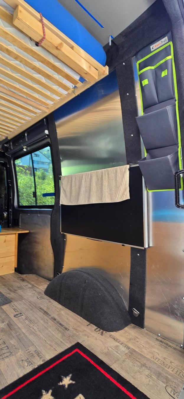 Iveco Camping Fahrzeuge: Kleines Wohnmobile – Gebraucht aus Möhlin von Carmaxx 6