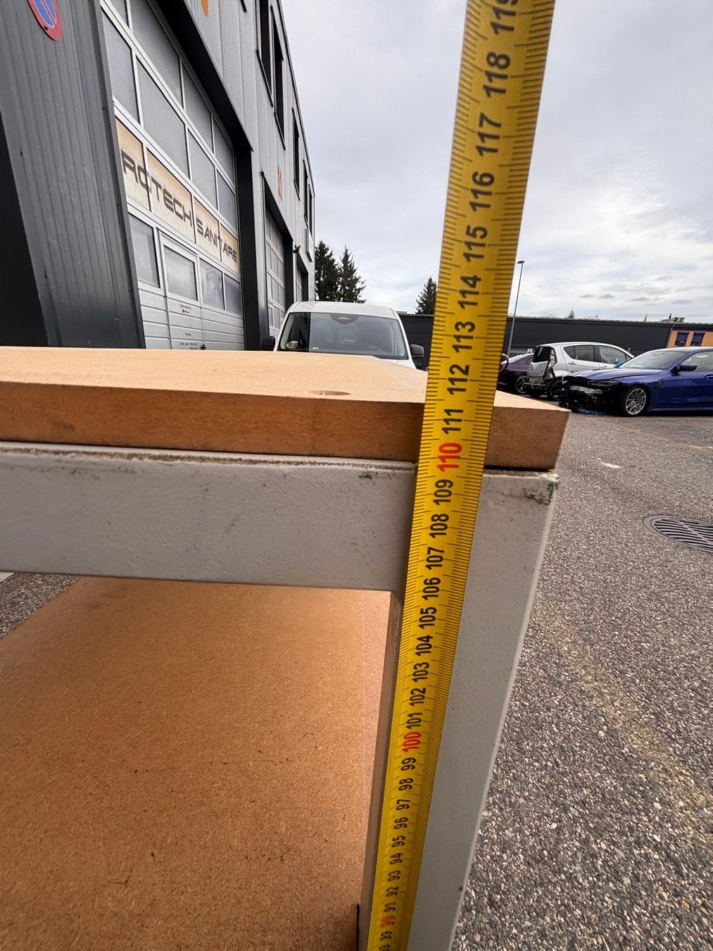 Autres accessoires: Étagère  – D'occasion à Ecublens VD par Sarmale542 4