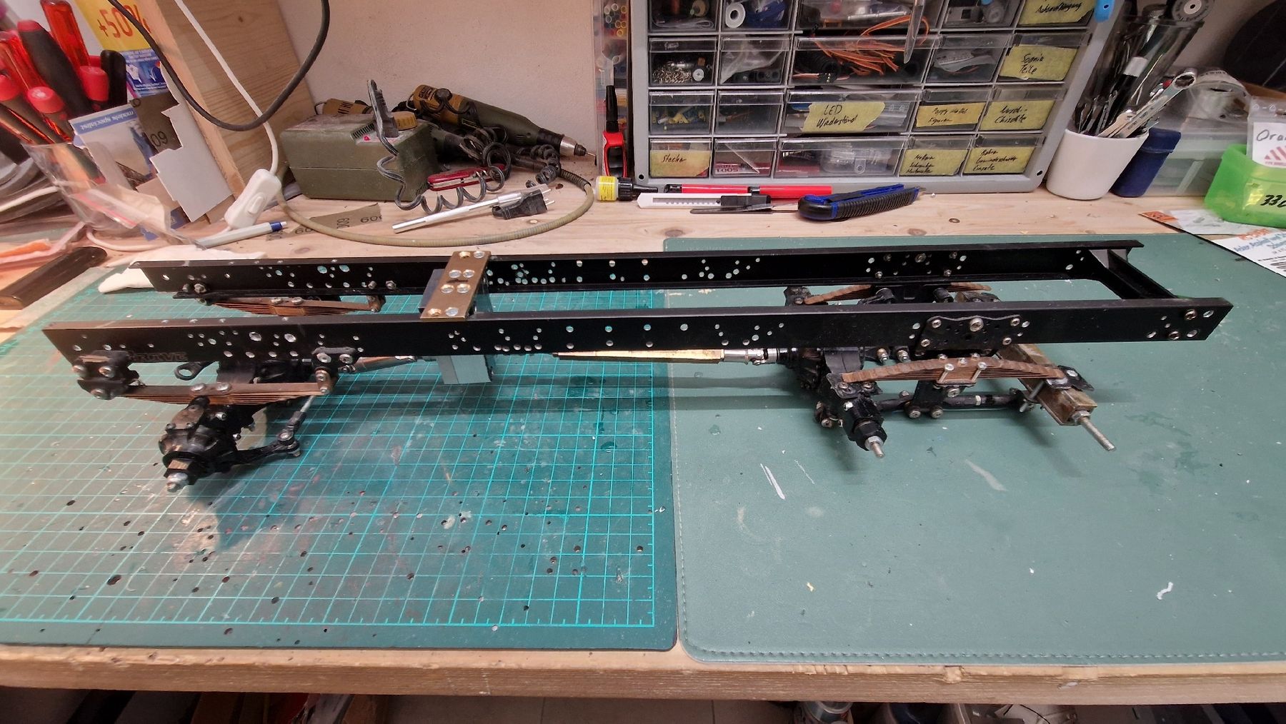 Kit di modellismo & Modellini statici: Rc LKW Chassis 6×4 – Usato da Emmenbrücke venduto da PBoumi 1