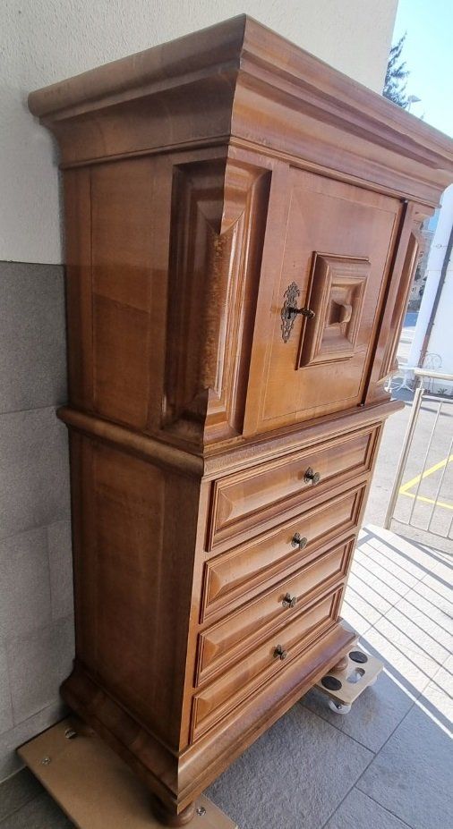 Schränke: Sehr schöner Windelschrank Windellade antik – Gebraucht aus Flums von Flumsantik 8