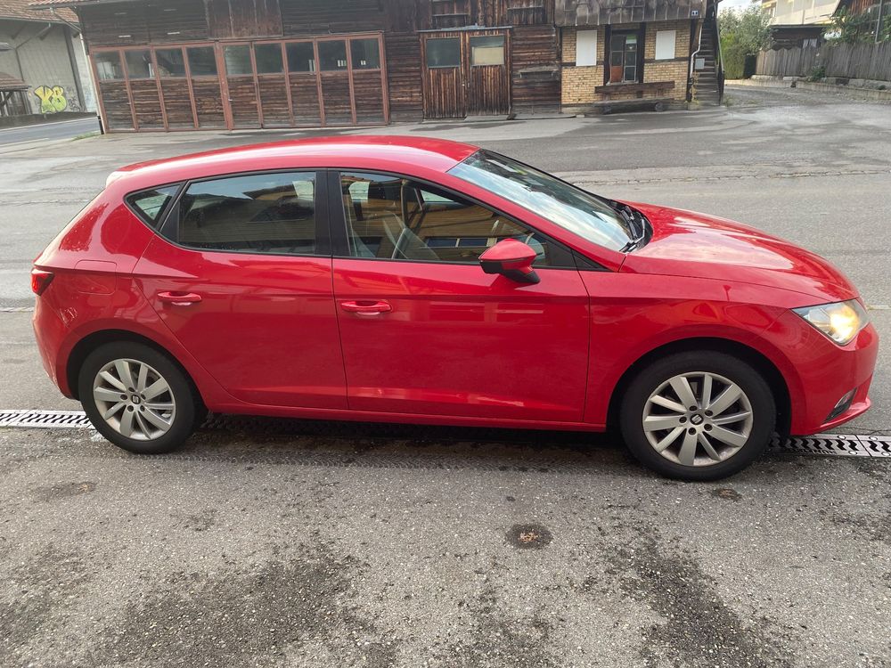 Seat Leon 1.2 tsi mit mfk Benzin