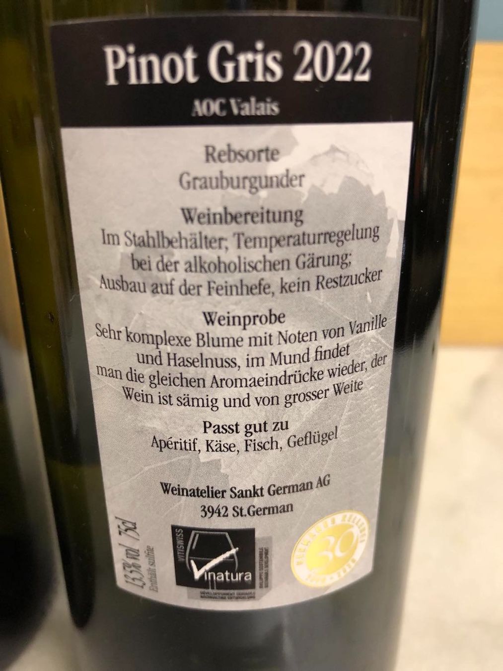Wein: 2 FLASCHEN 2022 PINOT GRIS GERMANUS KELLEREI – Neu und originalverpackt aus Münchenstein von weinundspirituosen 3