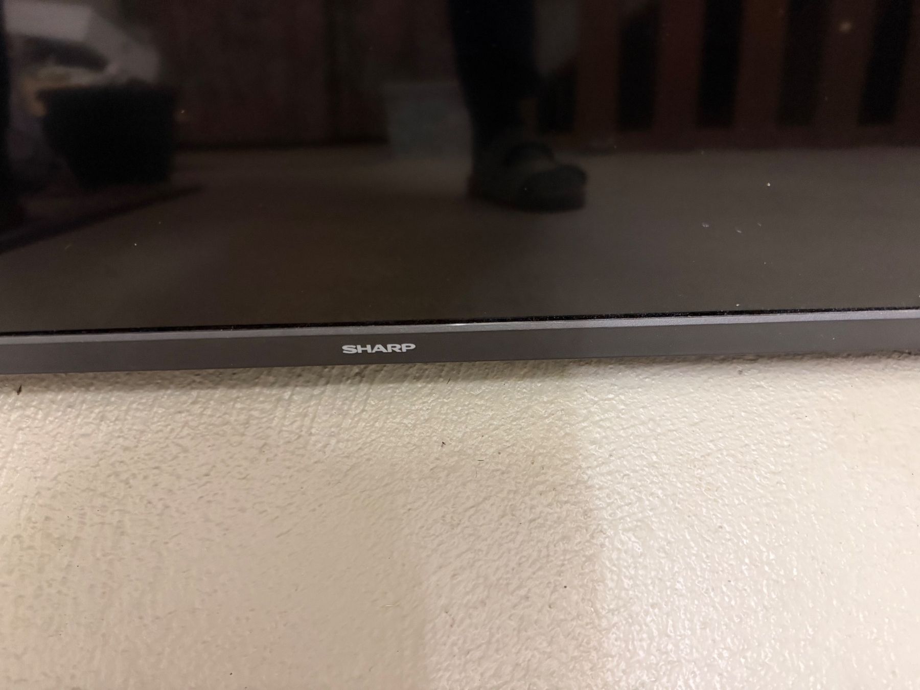 Sharp Fernseher: Sharp Fernseher schwarz gebraucht mit Standfuss – Gebraucht aus St. Gallen von wintiboy 4