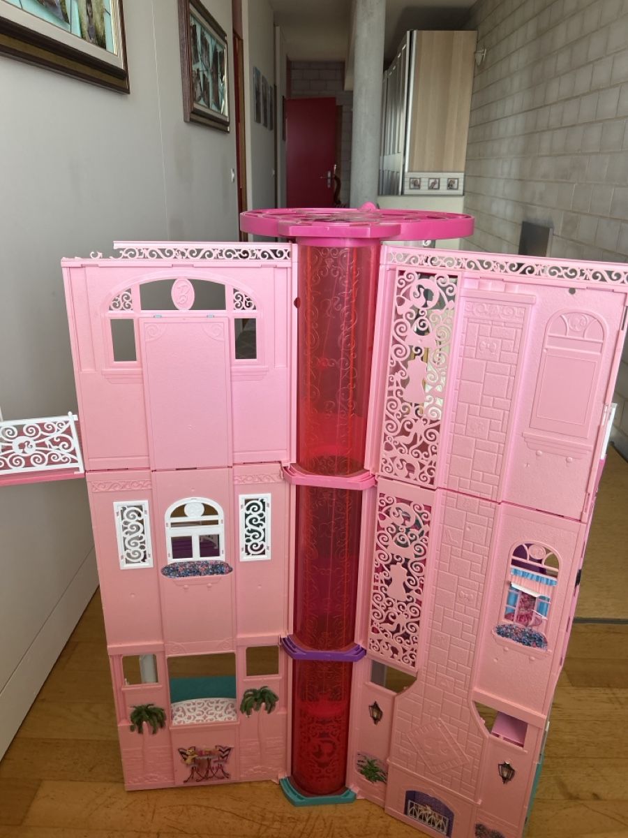 Barbie Puppenhäuser & -möbel: Barbiehaus – Gebraucht aus Zetzwil von BaBo1981 6