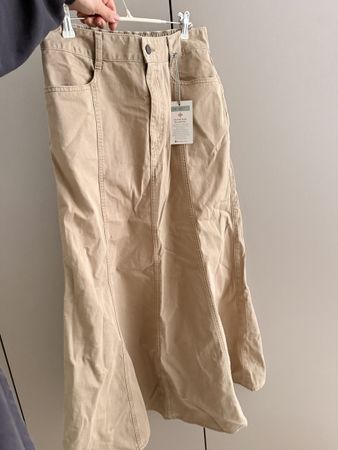 Japanese brand vintage beige skirt, spring summer fashion