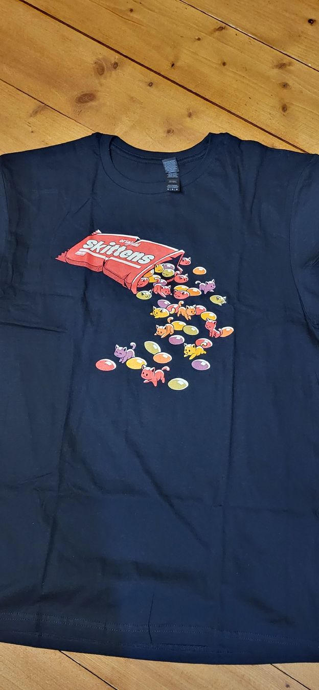 T-Shirts: cat's T-shirt – Neu und originalverpackt aus Camignolo von Hakunamat5 1