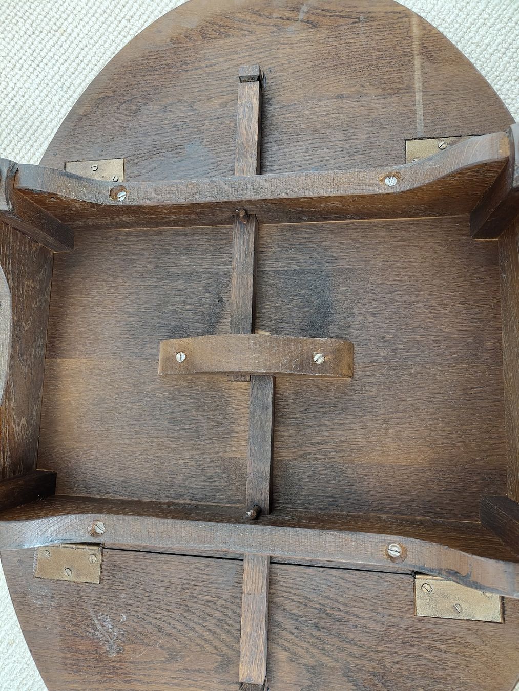 Comodini: Beistelltischchen ausklappbar – Usato da Gossau ZH venduto da Treasurekeeper 3