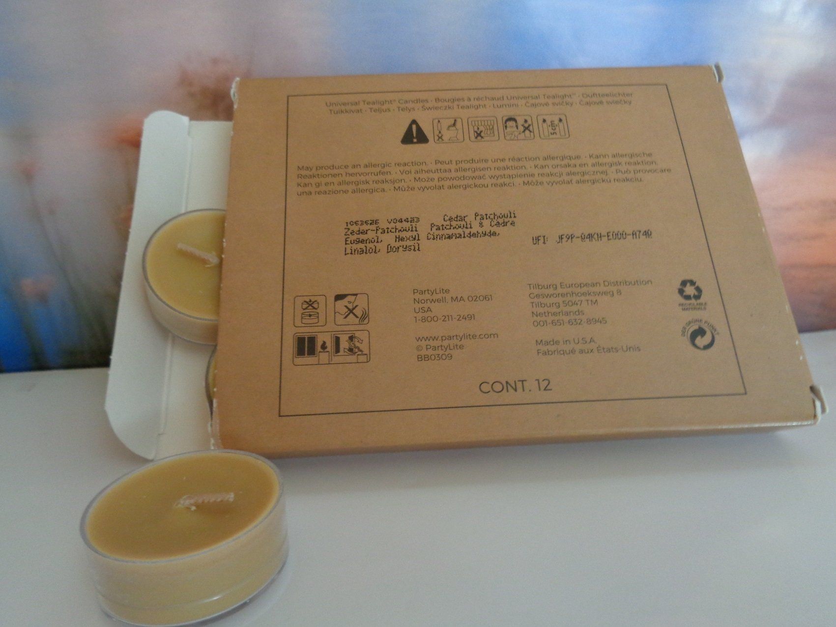 Partylite Candele: 12 Teelichter Cedar Patchouli ODER Perfect Pet – Nuovo e nell'imballaggio originale da Frauenkappelen venduto da Sunneschy00