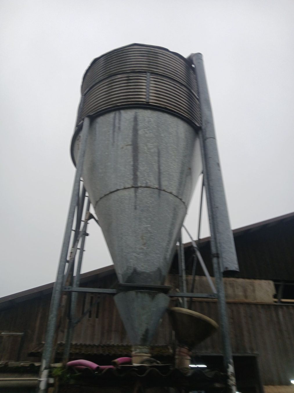 Mangimi: Futtersilo Metall – Usato da Rotkreuz venduto da rigu01