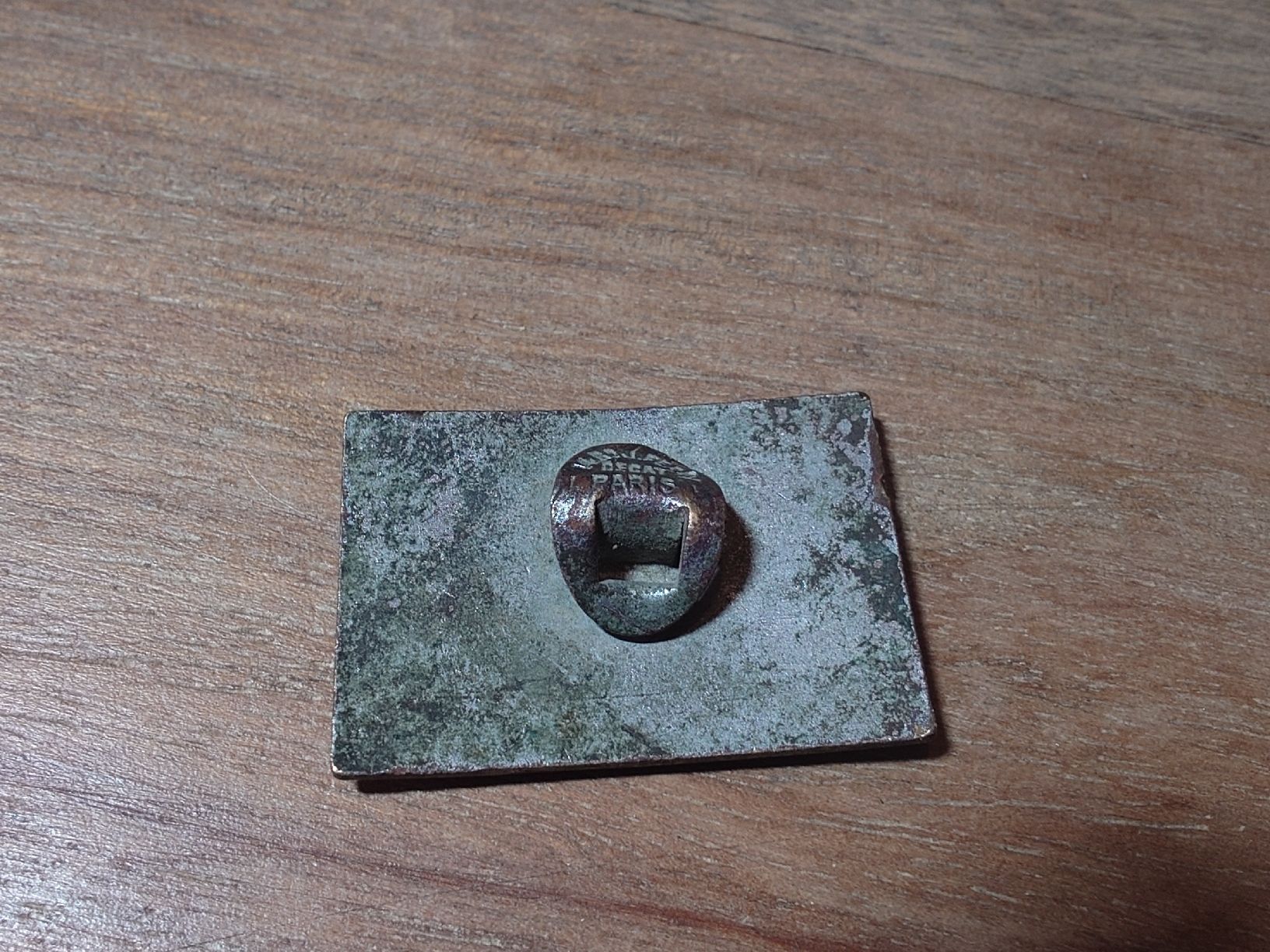 Placchette & Badge: Insigne TUDOR vintage  – Difettoso da Genève venduto da arnoo 1