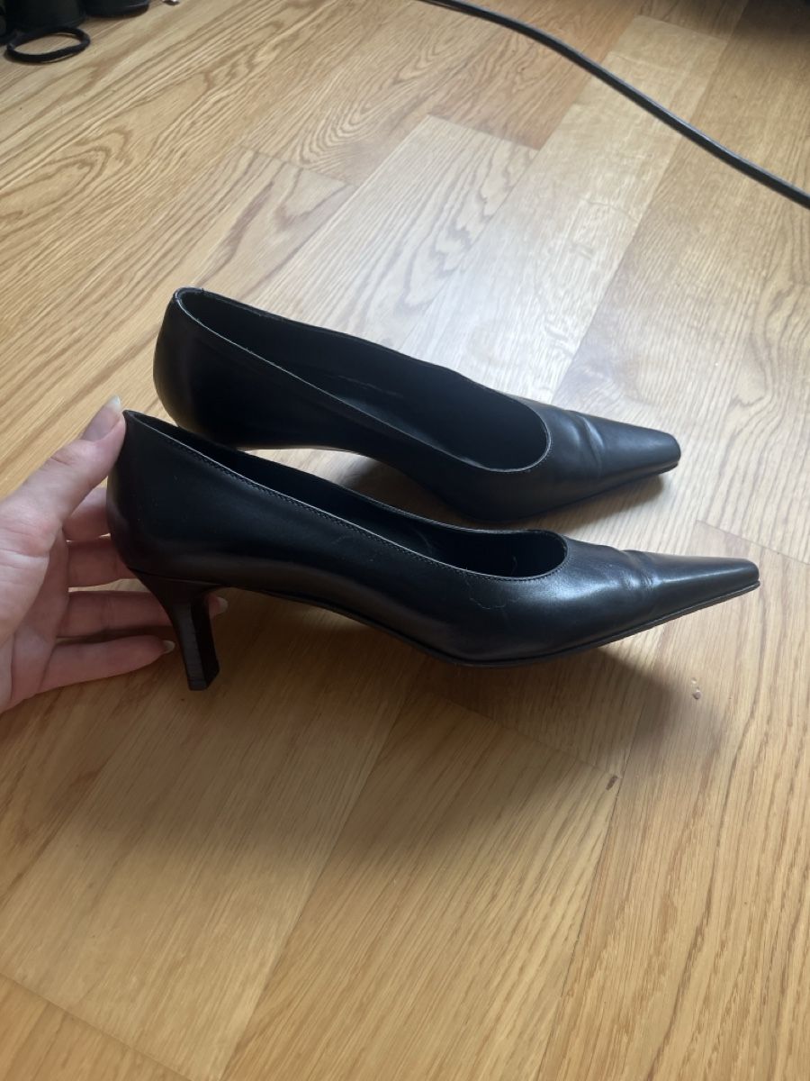 Chaussures femmes: Kitten Heels Schwarz – D'occasion à Zürich par ant_pql9