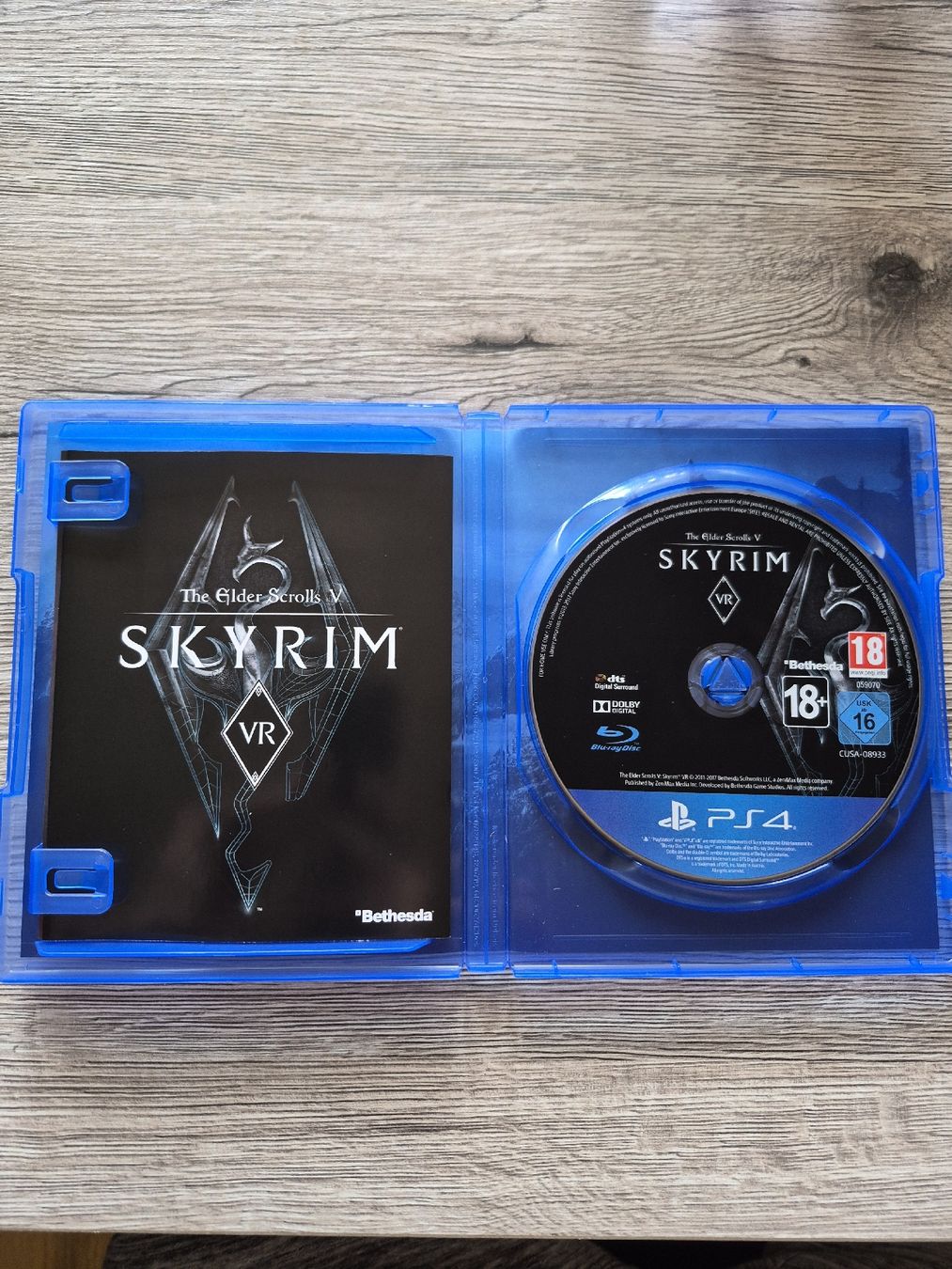Sony Giochi: The Elder Scrolls V Skyrim VR PS4 – Nuovo (secondo la descrizione) da St-Aubin-Sauges venduto da val_xz9c 2