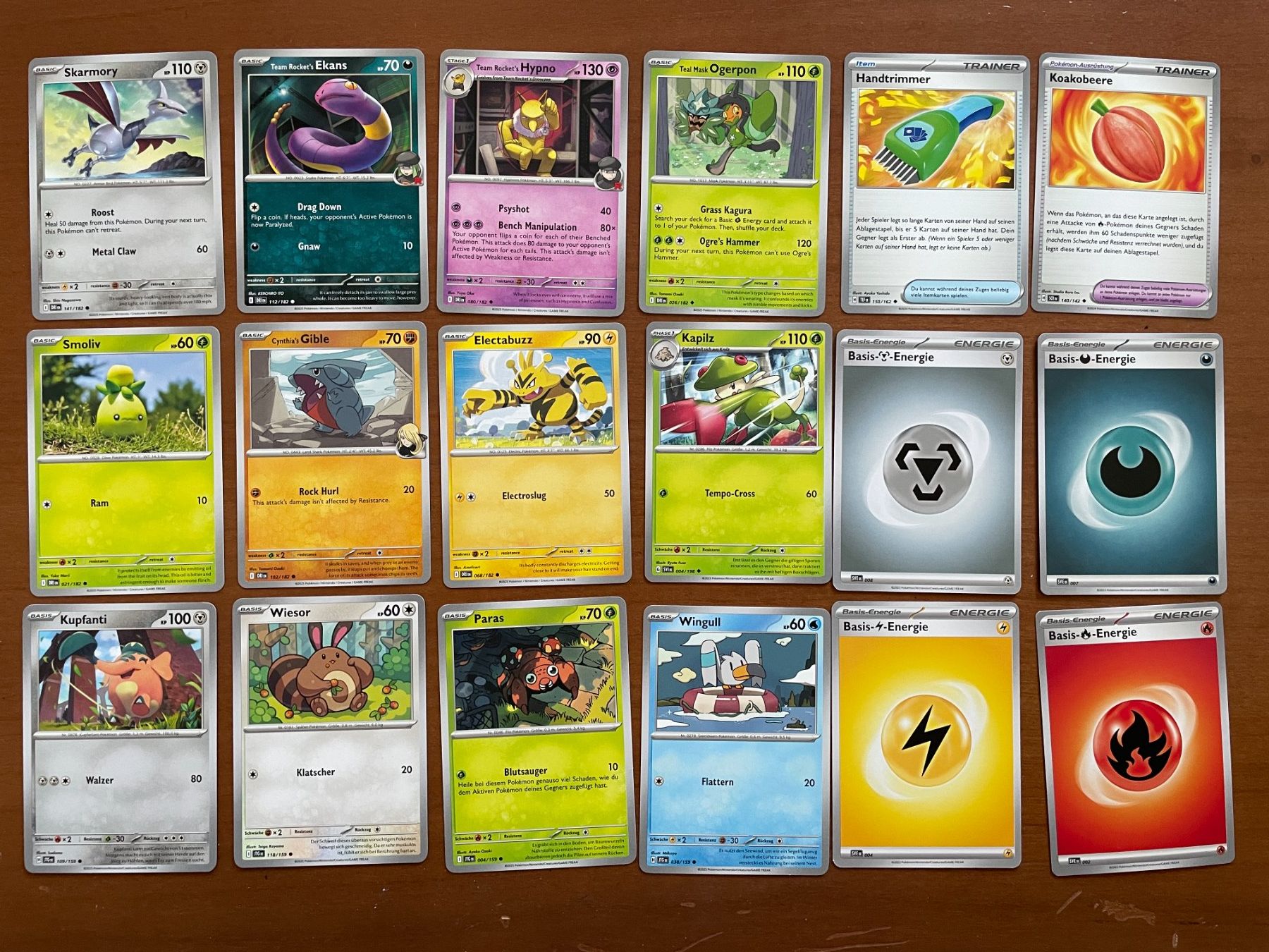 Pokémon Cartes à collectionner: Pokemon Karten Set (Versand gratis) – Neuf (Voir description) à Chur par Angerson