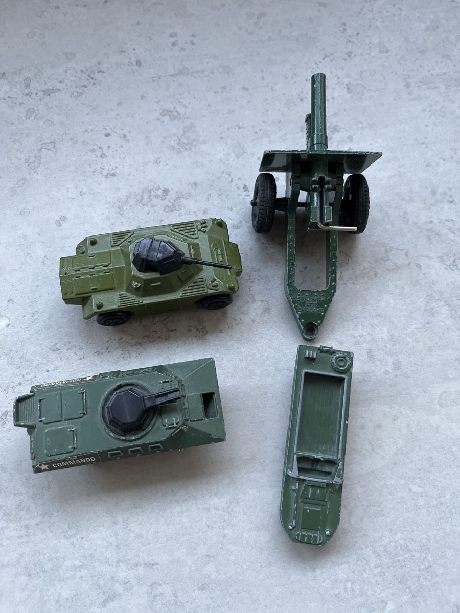 Modellautos: Véhicules militaires Corgi, – Gebraucht aus St. Prex von Nikolletta 8