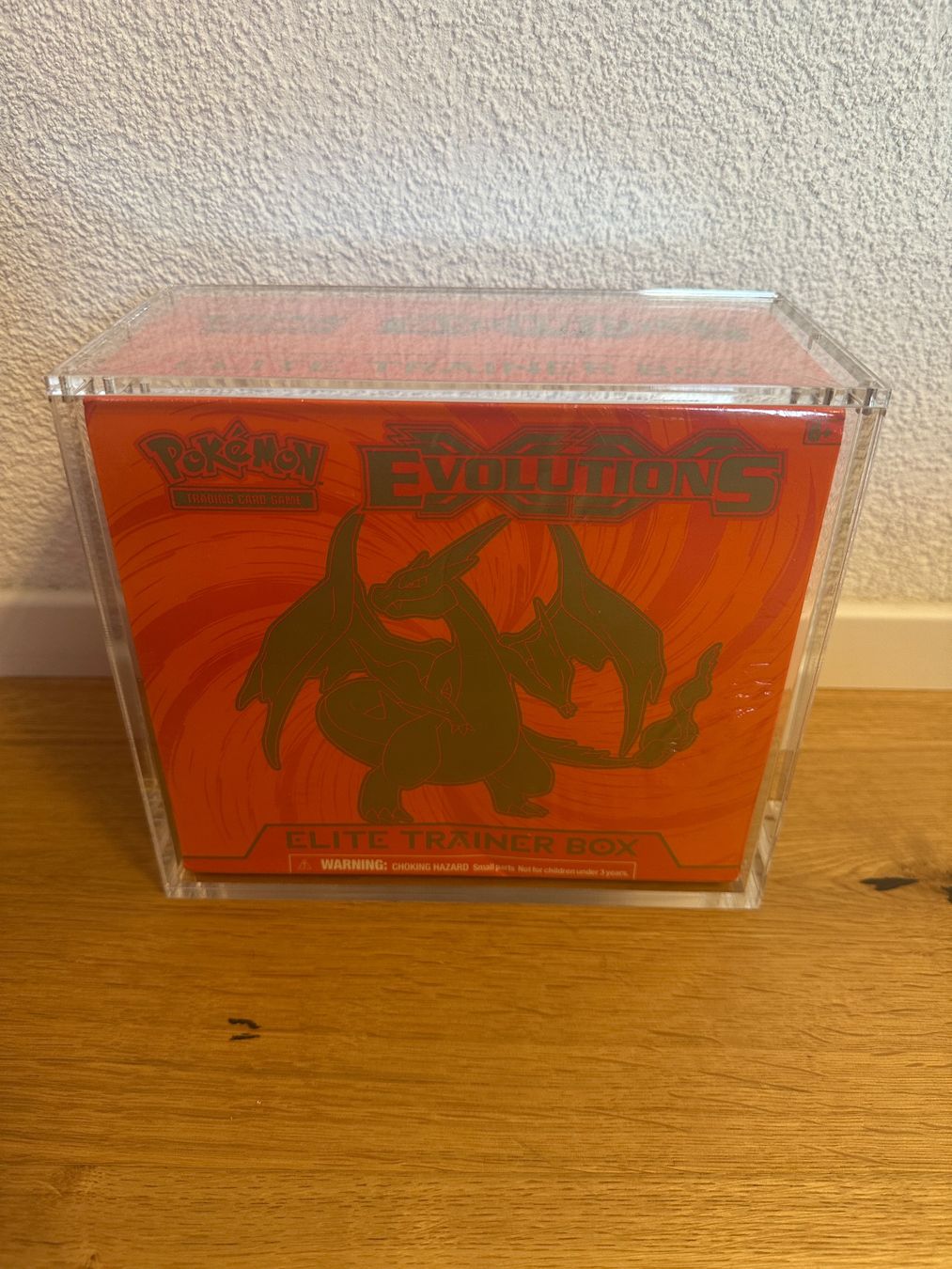 Pokémon Cartes à collectionner: Pokémon XYEvolutions Elite Trainer Box (Charizard)  Englisch – Neuf avec emballage d'origine à Eiken par sev_rvs8