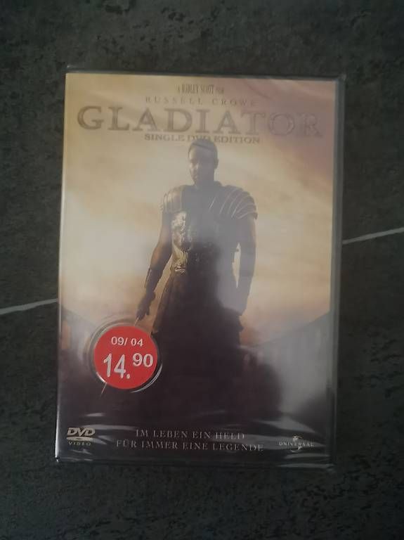 Tous les DVDs: DVD Sammlung 44 DVDs – D'occasion à Binningen par zedtheone 4