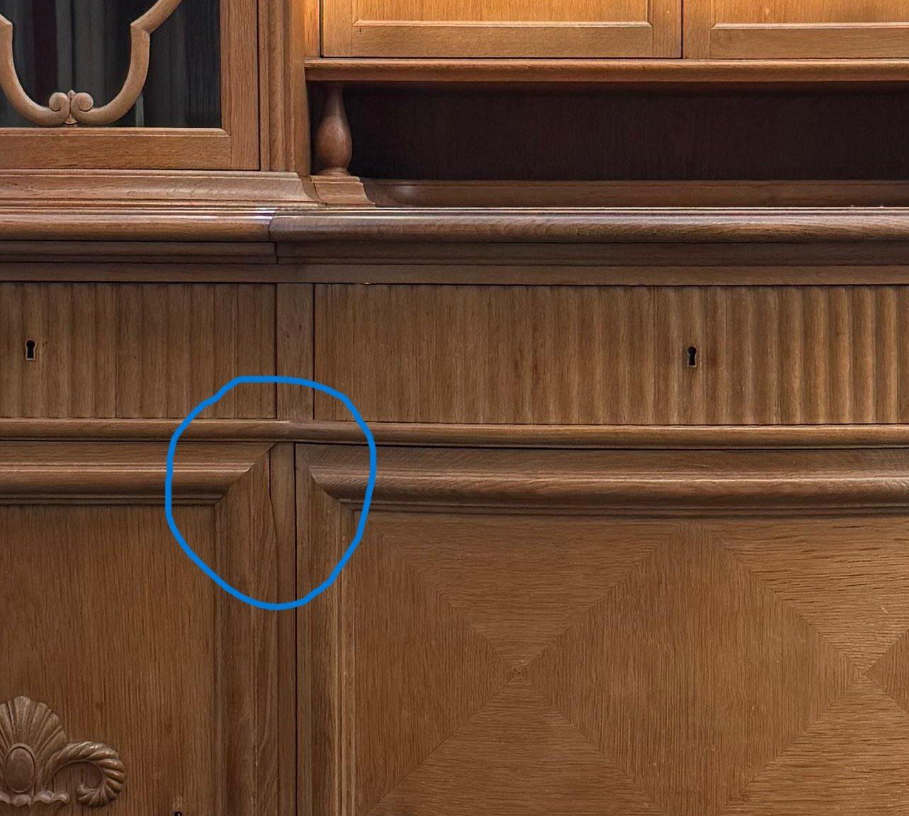 Credenze: Schönes Buffet / Schrank mit Glastüren – Usato da Niederlenz venduto da Kaefer-Kroetchen 3