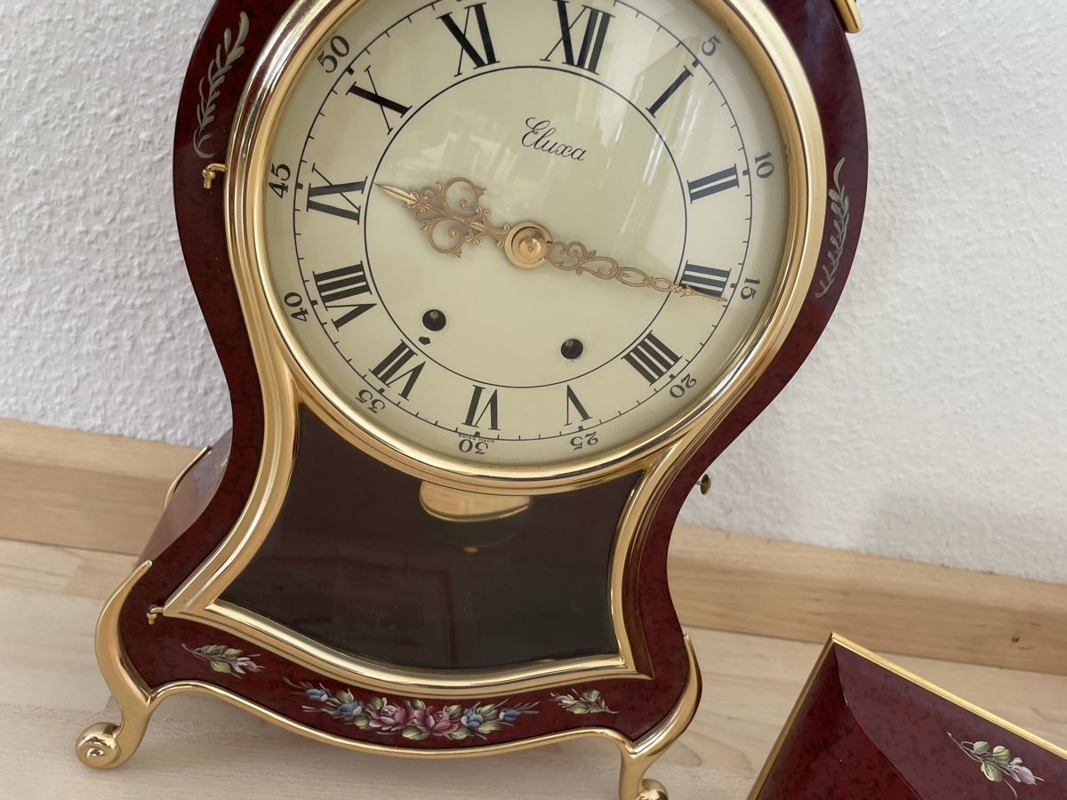Eluxa Pendules & Horloges murales: Eluxa Pendule im Neuenburger Stil – D'occasion à Basel par Design-und-Allerlei 4