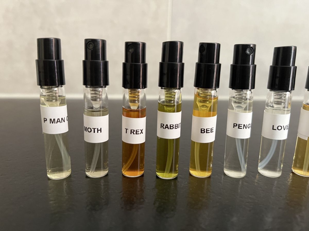 Profumi & Eau de Toilette: Zoologist Perfumes Sample Set – Nuovo (secondo la descrizione) da Nyon venduto da Brocante2000 2