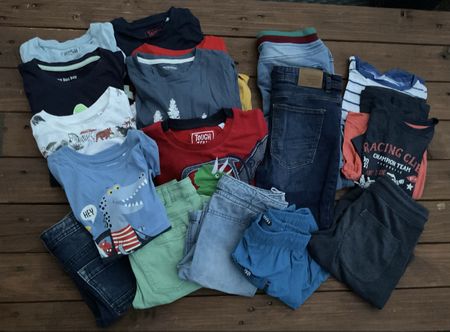Kleiderpaket Jungen  Gr. 128, diverse Artikel (Nr.9)