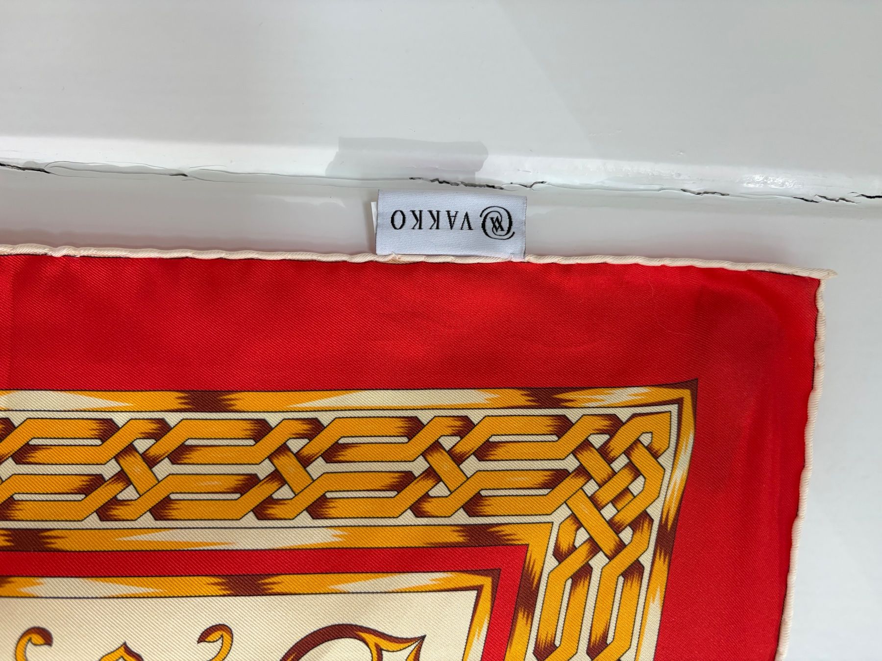 Foulards, Tücher & Schals: VAKKO Silk Scarf 90x90 – Gebraucht aus Winterthur von mapehape 1