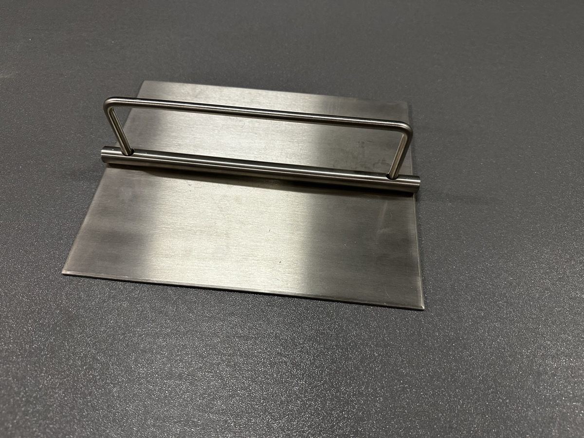 Supporti a parete: Design Serviettenhalterung (pro Stück) – Usato da Chur venduto da Sim7000 1