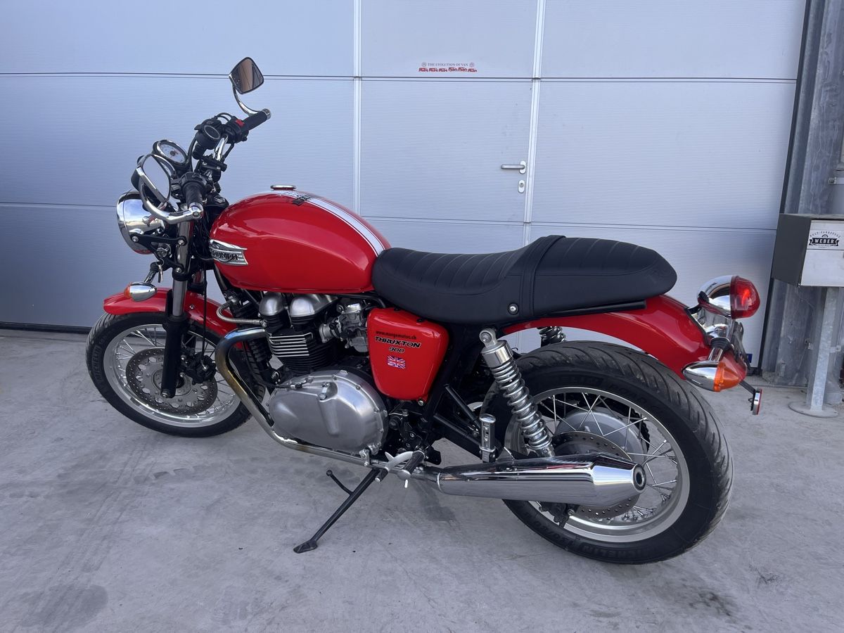 Triumph Strada: Triumph Thruxton 900 – Usato da Basadingen venduto da wabae 4