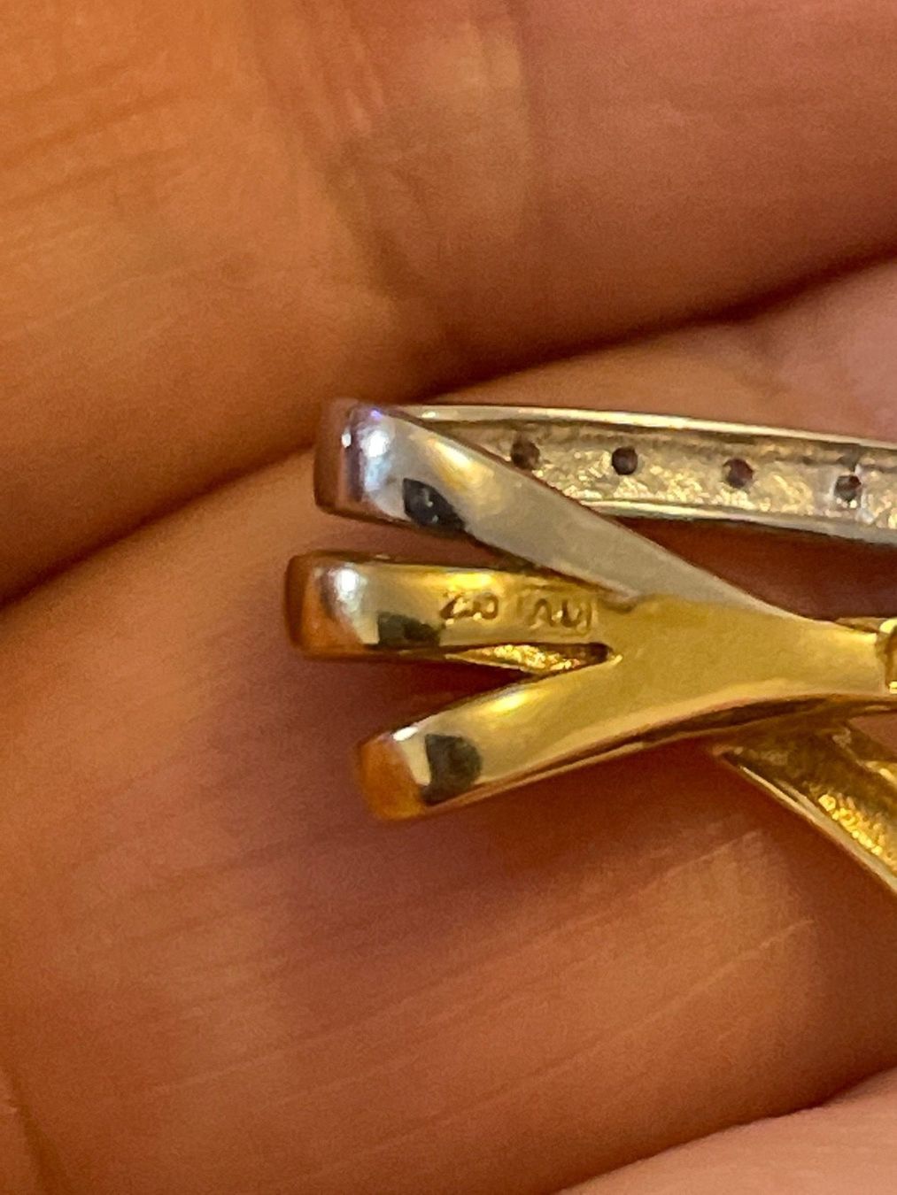 Ciondoli: Pendentif en or 18c avec diamants – Usato da Montreux venduto da Pipo7878 1