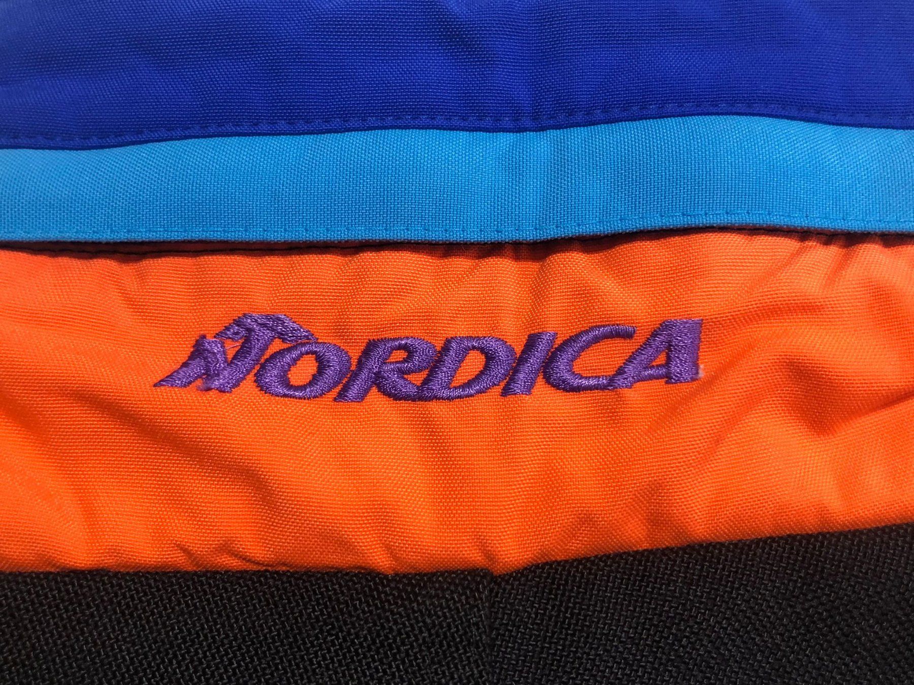 Giacche: Vintage 90s Nordica jacket size L – Usato da Zürich venduto da le_souk 4