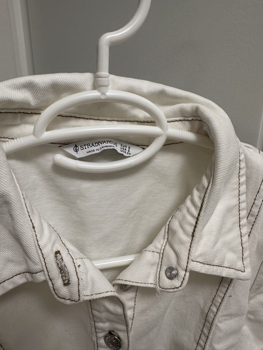 Stradivarius Kleider: Stradivarius white jeans dress – Neu (gemäss Beschreibung) aus Zürich von juz_2t2j 4