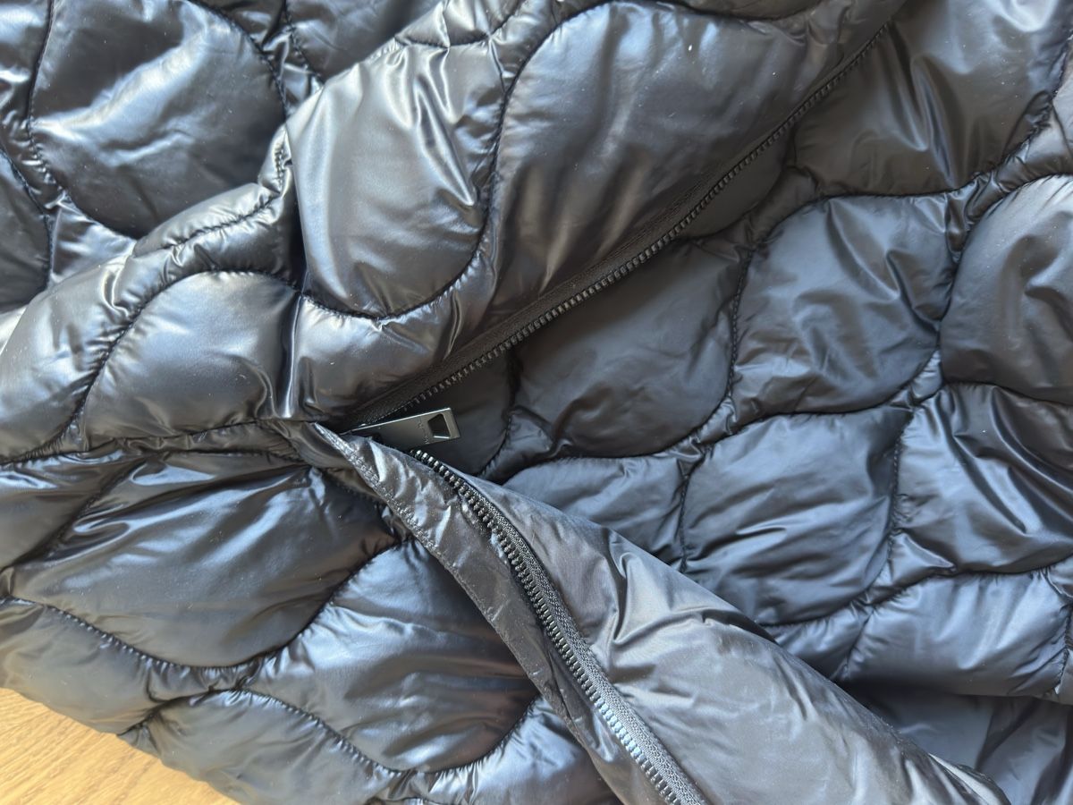 Massimo Dutti Gilet & Giacche senza maniche: Massimo Dutti Daunenweste, Schwarz, Gr. S – Nuovo (secondo la descrizione) da Basel venduto da FatmaCan52 8