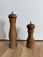 Salz- und Pfeffermühle aus Olivenholz