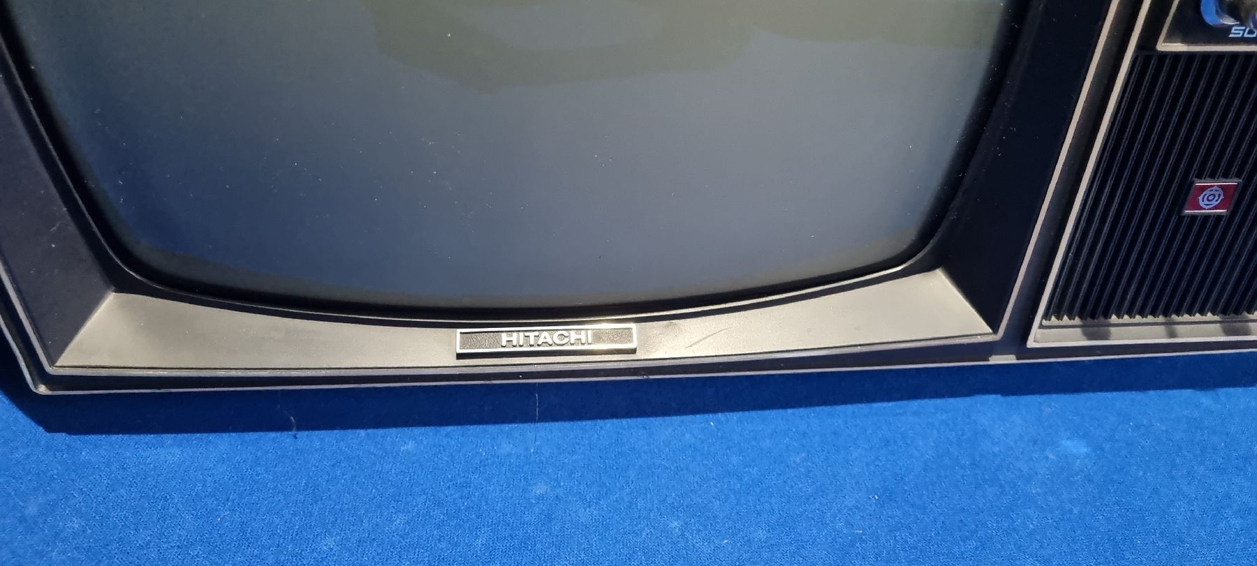 Televisori: Retro Hitachi TWA-63 Transistor-TV, tragbar – Usato da Moosseedorf venduto da dfe_s5hz 1