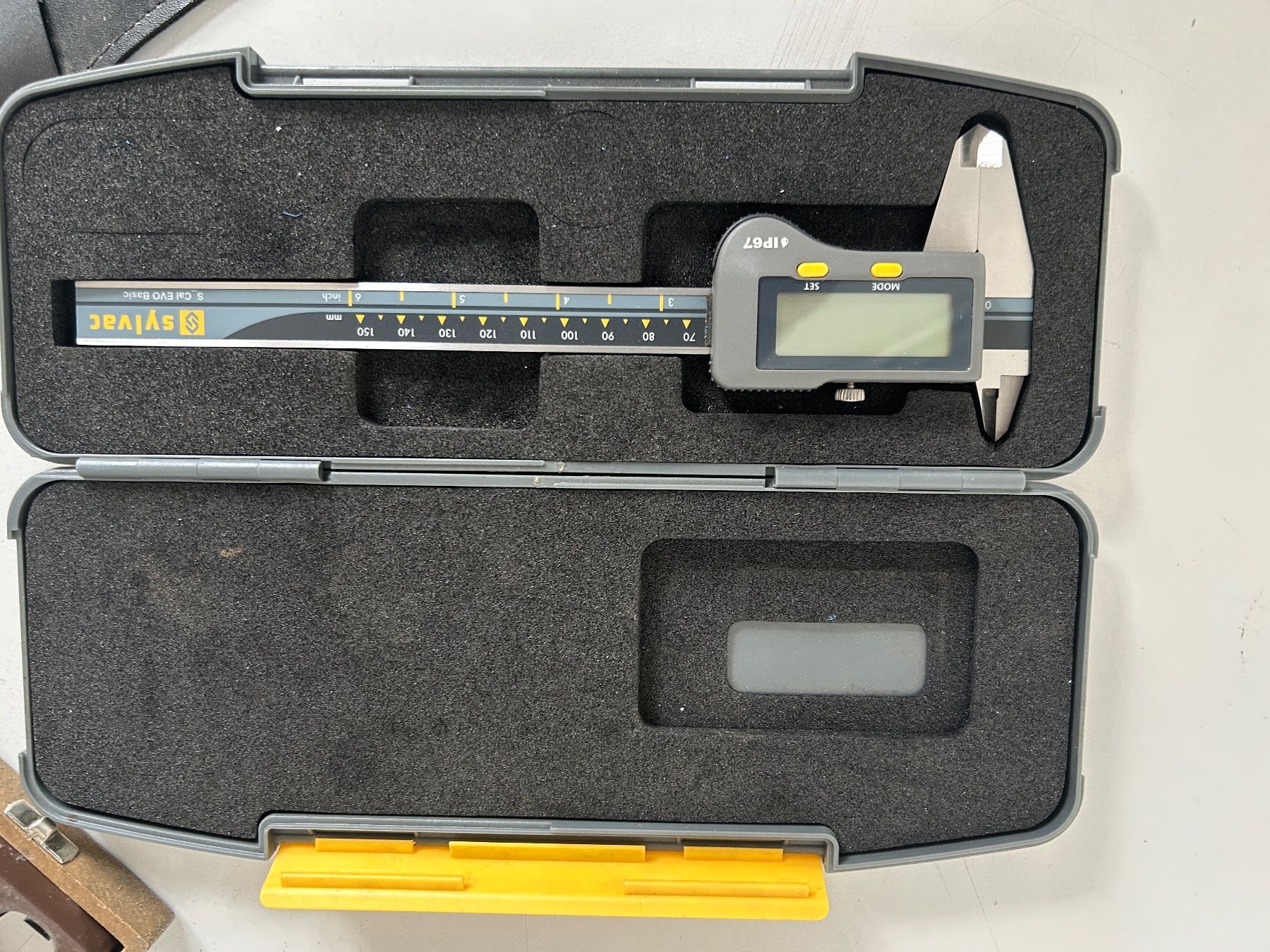 Misurare: 6 X Messwerkzeuge Set digital Mikrometer Messschieber – Usato da Frenkendorf venduto da SF-Swiss 2