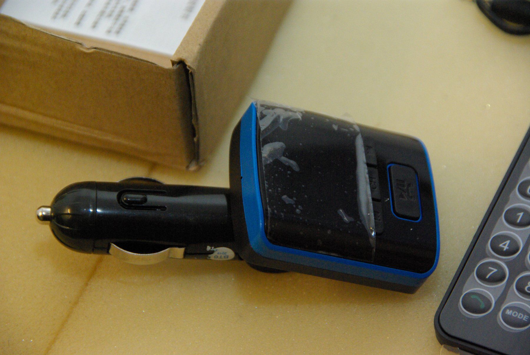 Radio: Auto Bluetooth FM Transmitter – Nuovo (secondo la descrizione) da Herisau venduto da Cevianer1844 2