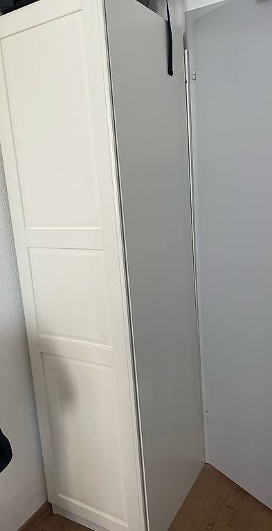 Armadi: Schrank/Pax – Usato da St. Gallen venduto da ber_7cyy