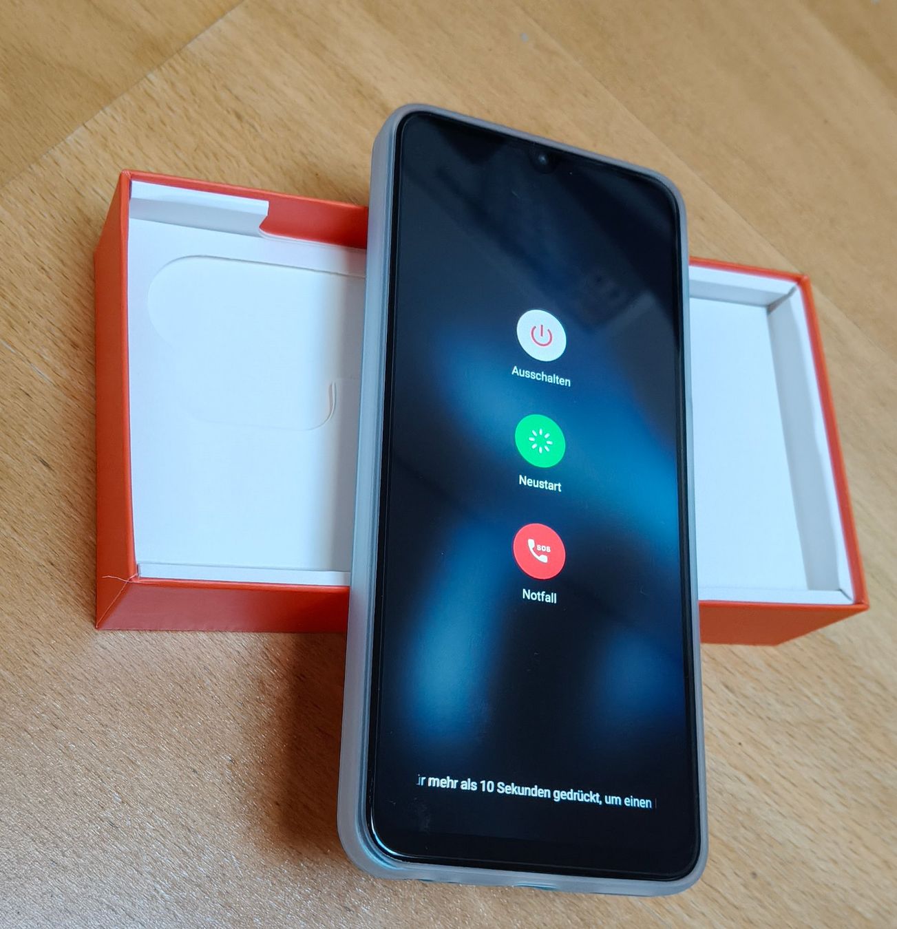 Blackview Telefoni cellulari / Smartphones: Blackview Wave 10C 6,88" HD+IPS Android 16 Handy schwarz – Usato da Heerbrugg venduto da sve_p826 3