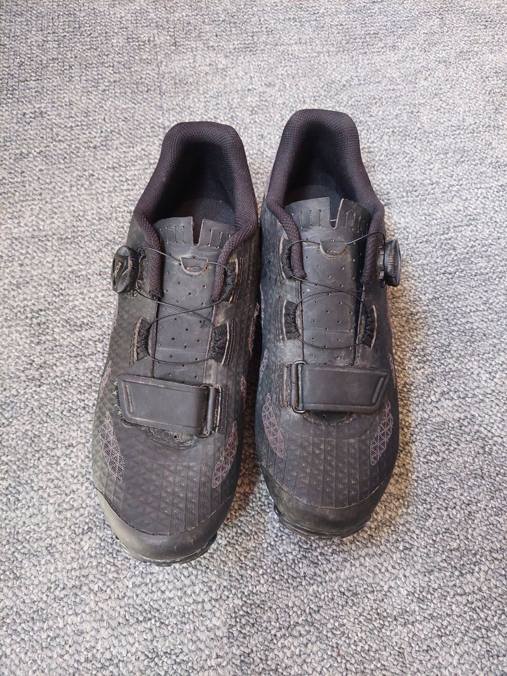 Giro Scarpe da uomo: Bike-Schuhe Giro Gr. 41 – Usato da Leukerbad venduto da kgr_nqz2