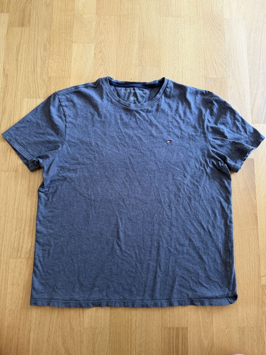 Tommy Hilfiger T-shirt: Tommy Hilfiger T-Shirt - Grösse L – Usato da Oberwil BL venduto da Ray_Pa_Ts 1