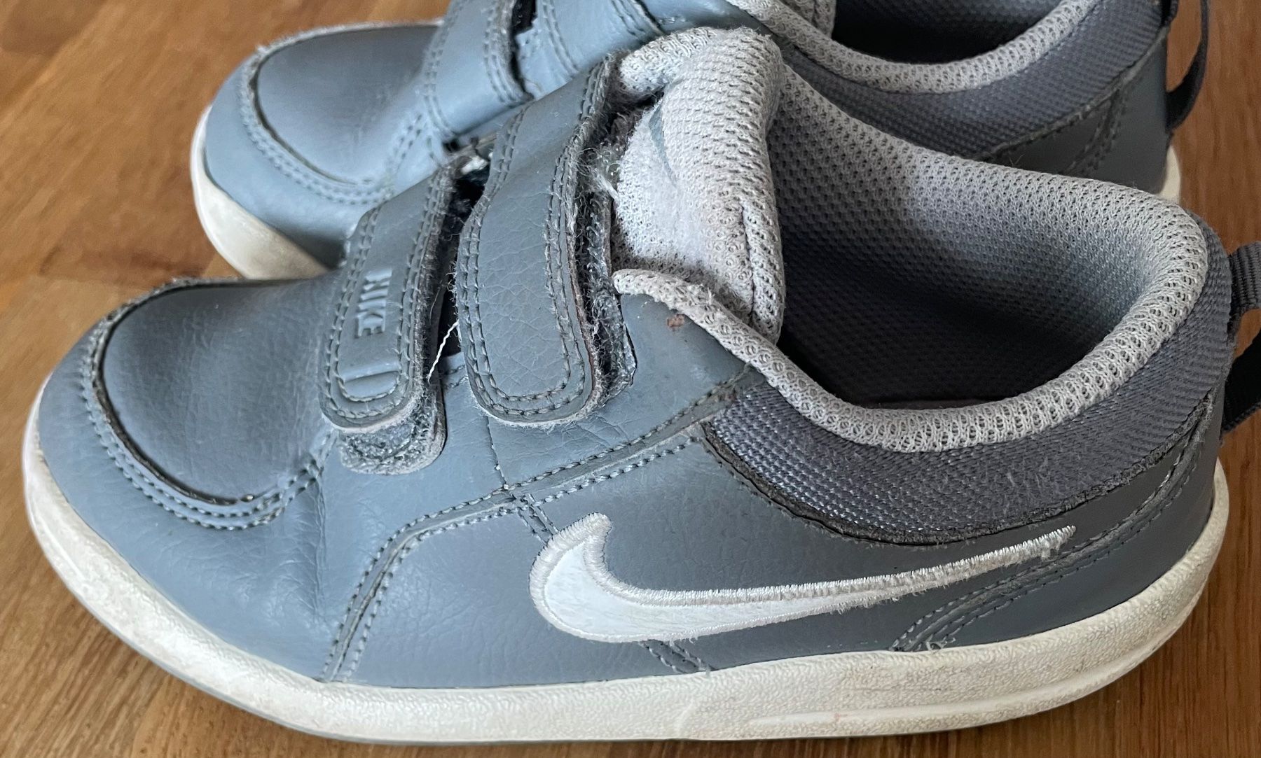 Nike Scarpe da uomo: Nike Kinderschuhe Gr. 27 – Usato da Volketswil venduto da wan_kf9p 2